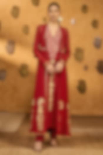 Red Georgette Foil Printed Jacket Set by Masaba at Pernia's Pop Up Shop