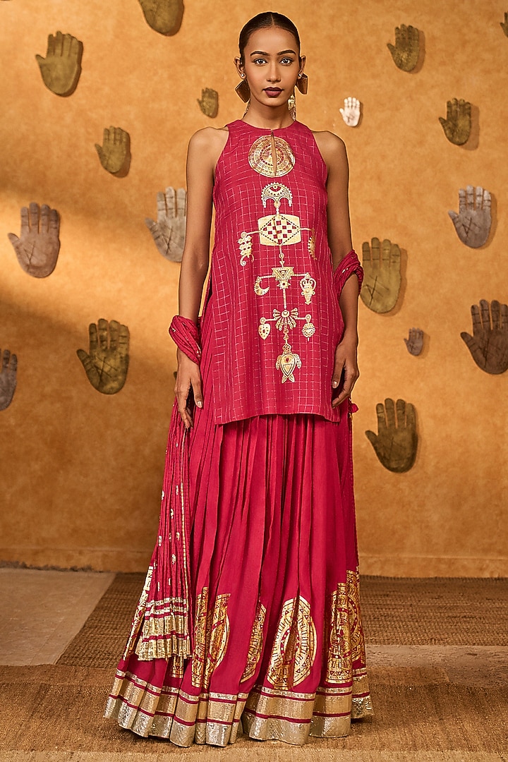 Raspberry Pink Raw Silk Printed Skirt Set by Masaba at Pernia's Pop Up Shop