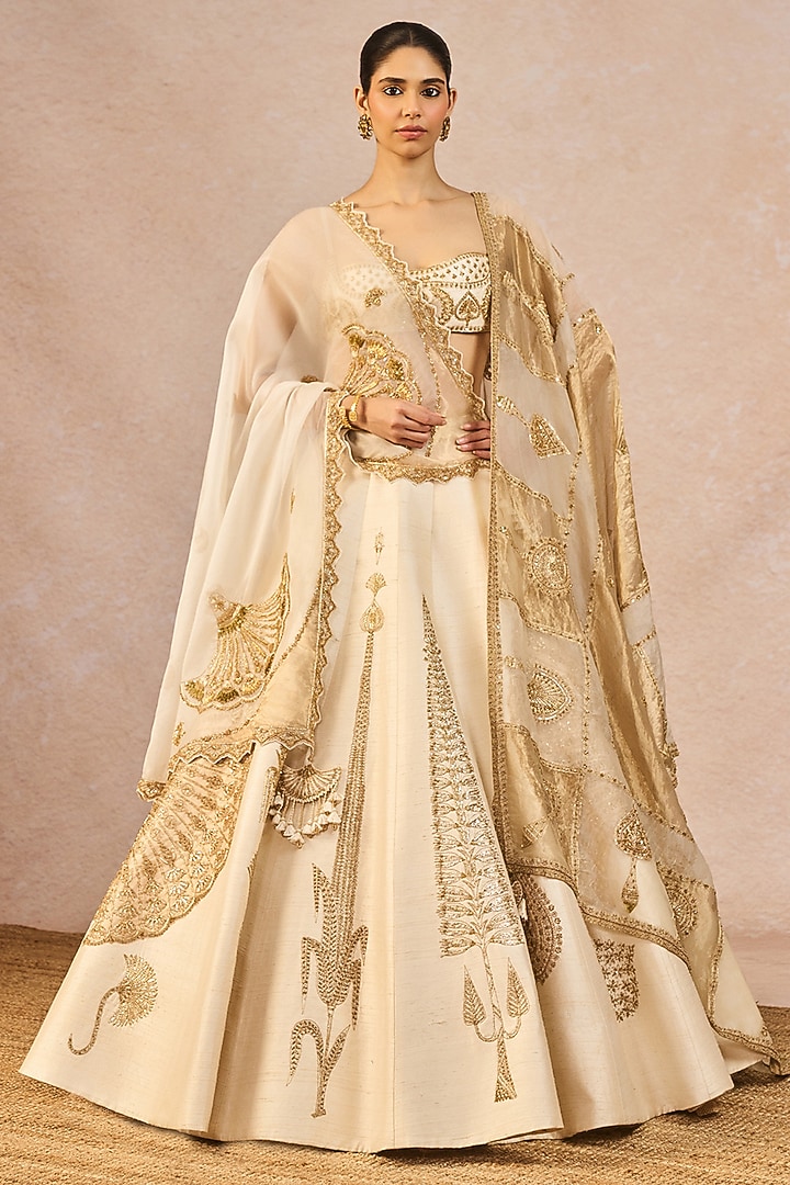 Ivory & Gold Tissue Paan-Phool Motif Embroidered Bridal Lehenga Set by Masaba at Pernia's Pop Up Shop