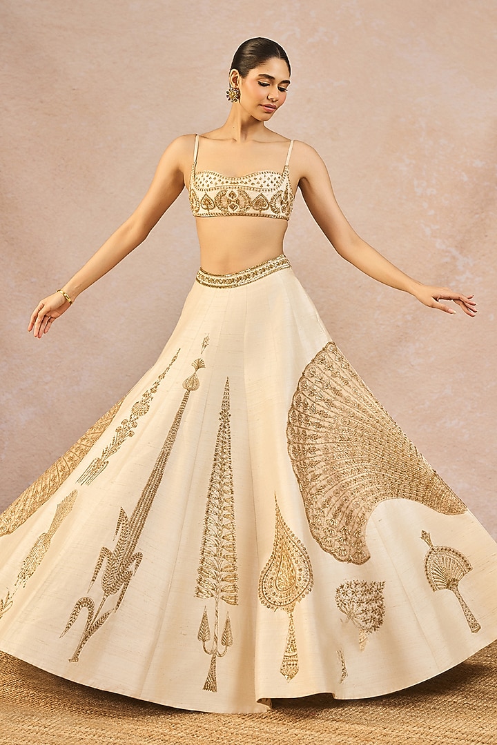 Ivory & Gold Tissue Paan-Phool Motif Embroidered Bridal Lehenga Set by Masaba at Pernia's Pop Up Shop