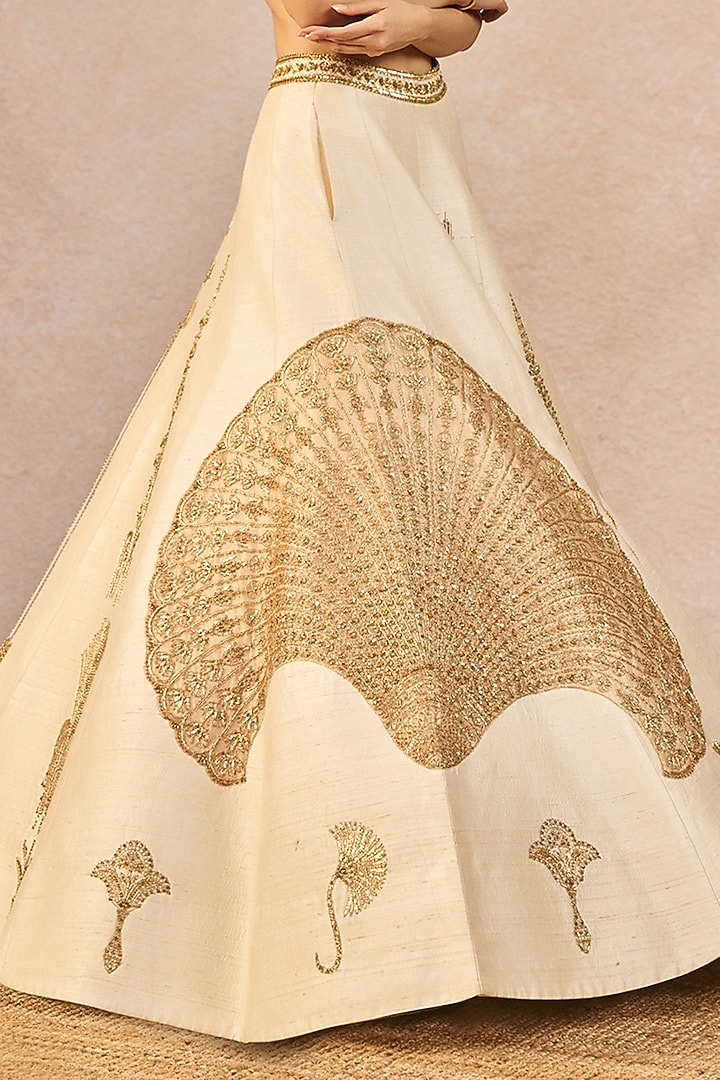 Ivory & Gold Tissue Paan-Phool Motif Embroidered Bridal Lehenga Set by Masaba at Pernia's Pop Up Shop