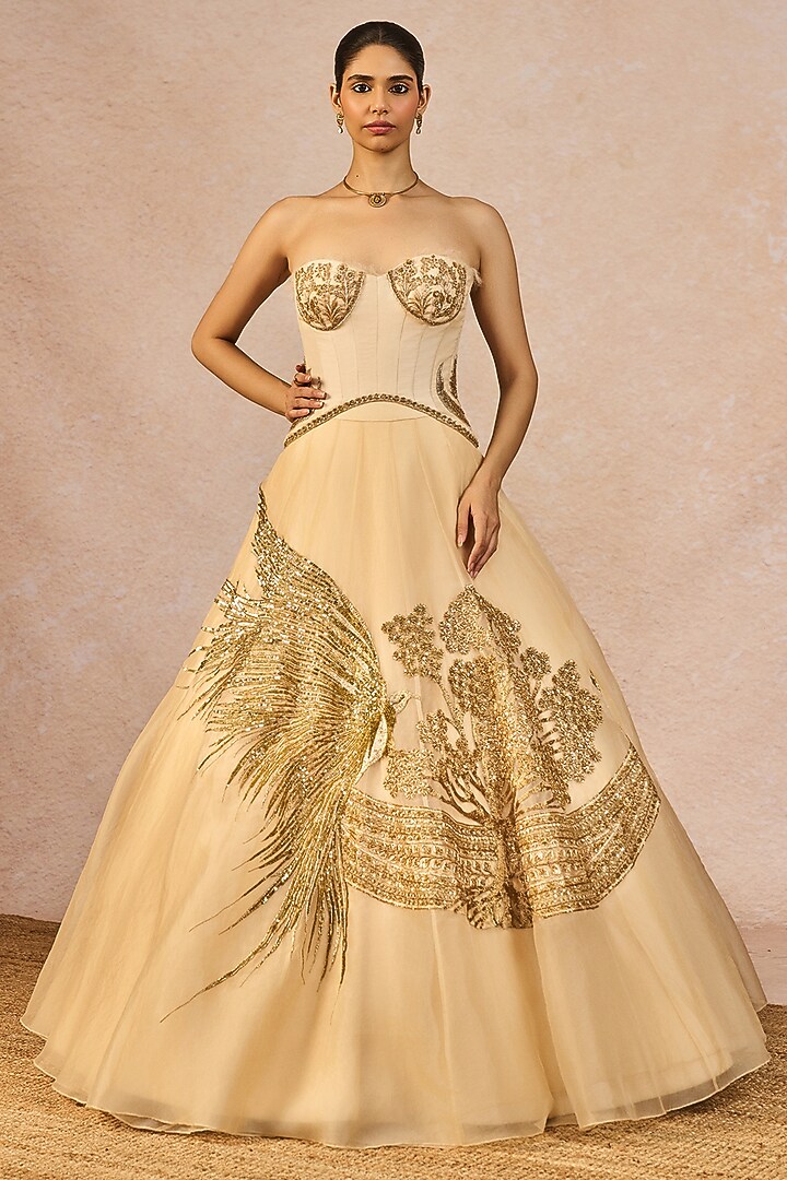 Ivory Organza Chaand Motif Embroidered Bridal Lehenga Set by Masaba at Pernia's Pop Up Shop
