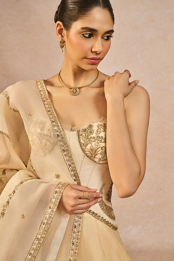 Ivory Organza Chaand Motif Embroidered Bridal Lehenga Set by Masaba at Pernia's Pop Up Shop