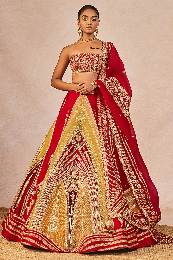 Red Raw Silk Mithi Makaai Motif Embroidered Bridal Lehenga Set by Masaba at Pernia's Pop Up Shop