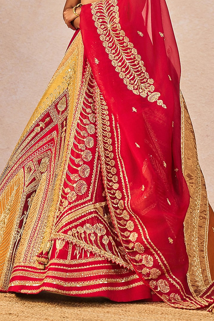 Red Raw Silk Mithi Makaai Motif Embroidered Bridal Lehenga Set by Masaba at Pernia's Pop Up Shop