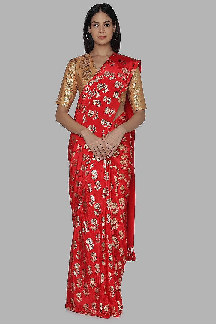 Red & Biege Printed Saree Set by Masaba