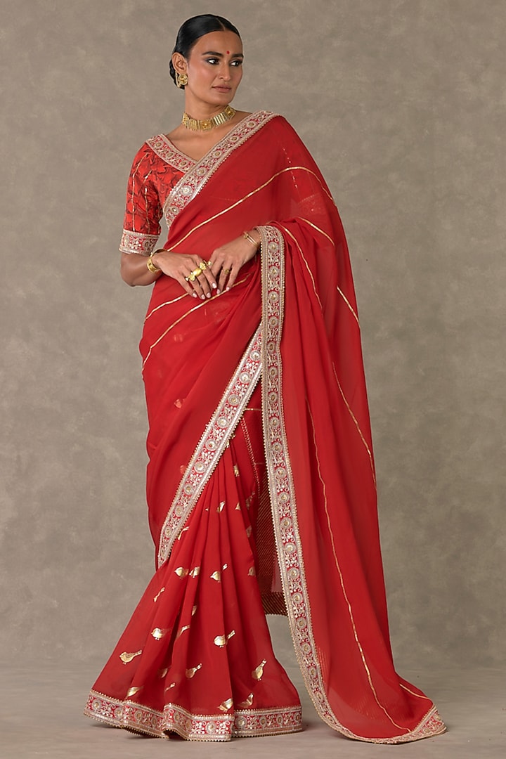 Red Lovebird Organza Gold Foil Printed Party Wear Saree Set by Masaba at Pernia's Pop Up Shop
