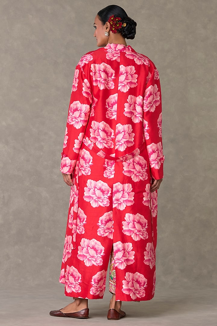 Red Raw Silk Printed Trench Coat Set by Masaba at Pernia's Pop Up Shop