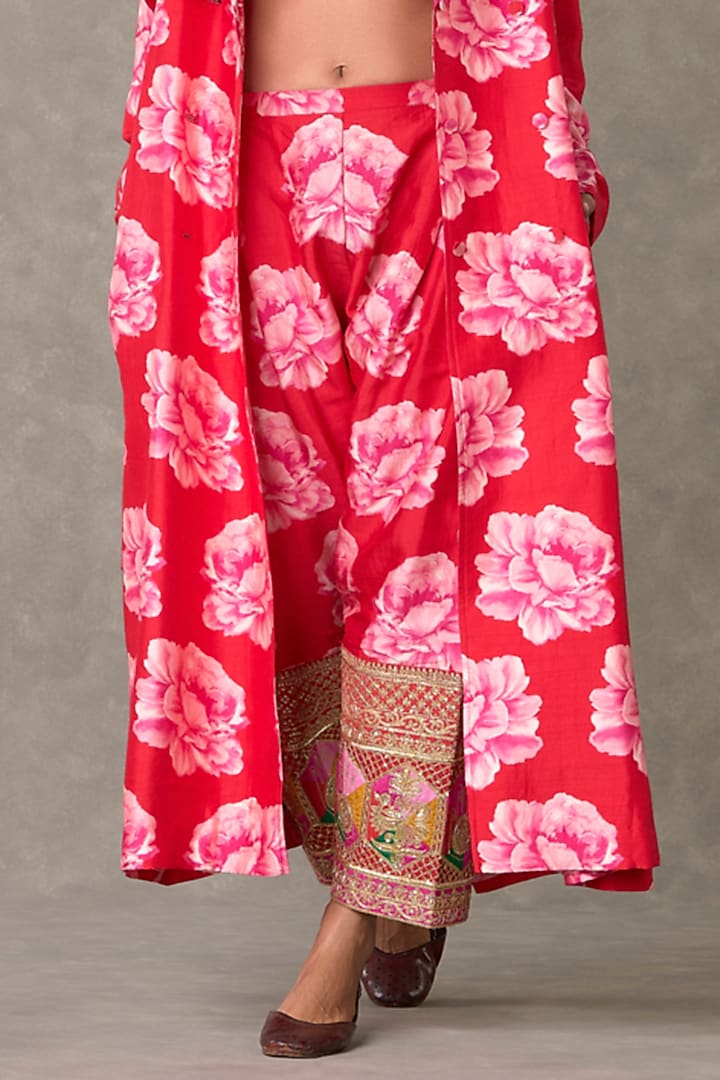 Red Raw Silk Printed Trench Coat Set by Masaba at Pernia's Pop Up Shop