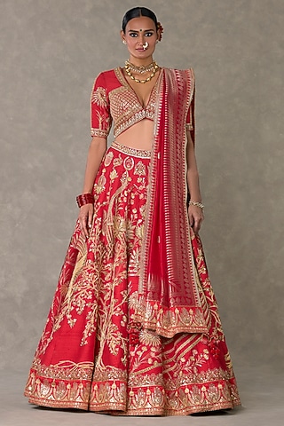 Red Raw Silk Thread & Sitara Embellished Lehenga Set by Masaba