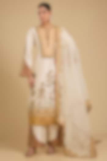 Ivory Raw Silk Dainty Motif Embroidered Kurta Set by Masaba at Pernia's Pop Up Shop