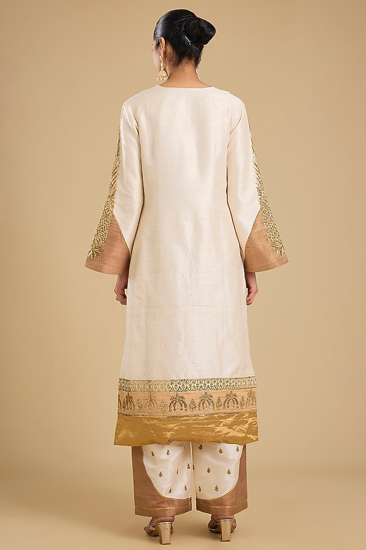 Ivory Raw Silk Dainty Motif Embroidered Kurta Set by Masaba at Pernia's Pop Up Shop