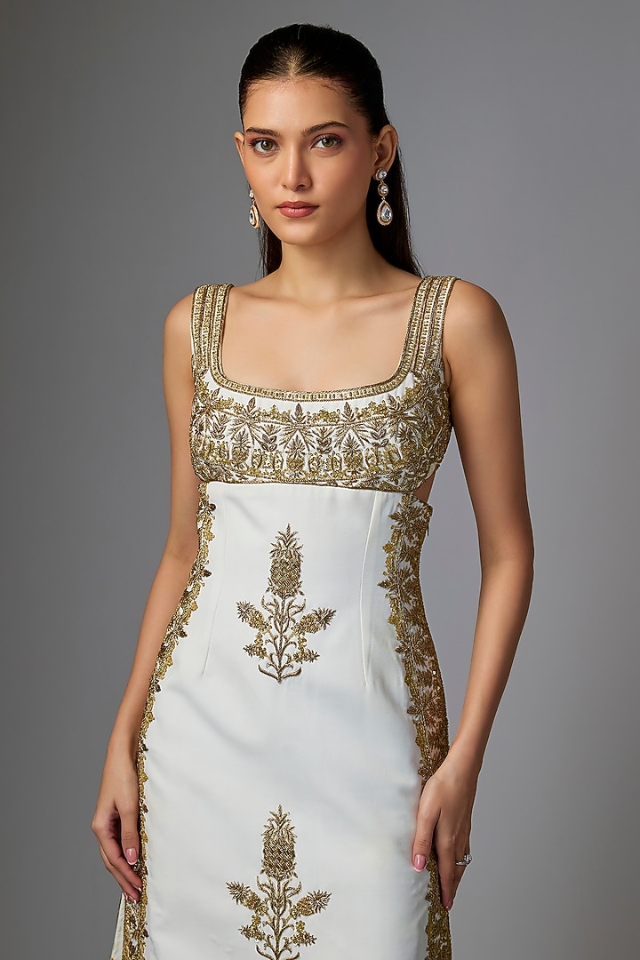 Ivory Moss Crepe Baug Tag Motif Wedding Gown by Masaba at Pernia's Pop Up Shop