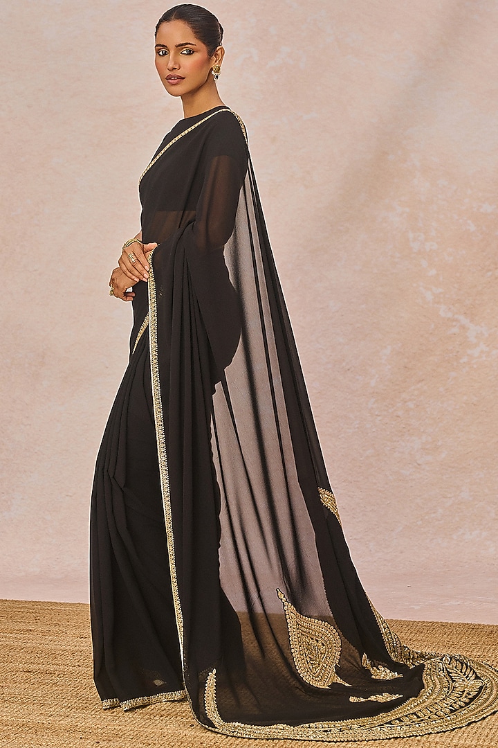 Black Georgette Blend Chaand Paankh Motif Embroidered Reception Saree Set by Masaba at Pernia's Pop Up Shop