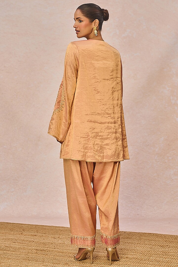 Peach & Pink Tissue Phool Bagh Motif Embroidered Kurta Set by Masaba at Pernia's Pop Up Shop