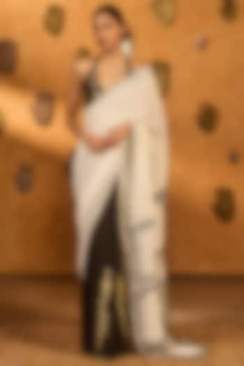 Black & Ivory Mul Silk Paradox Foil Printed Party Wear Saree Set by Masaba at Pernia's Pop Up Shop