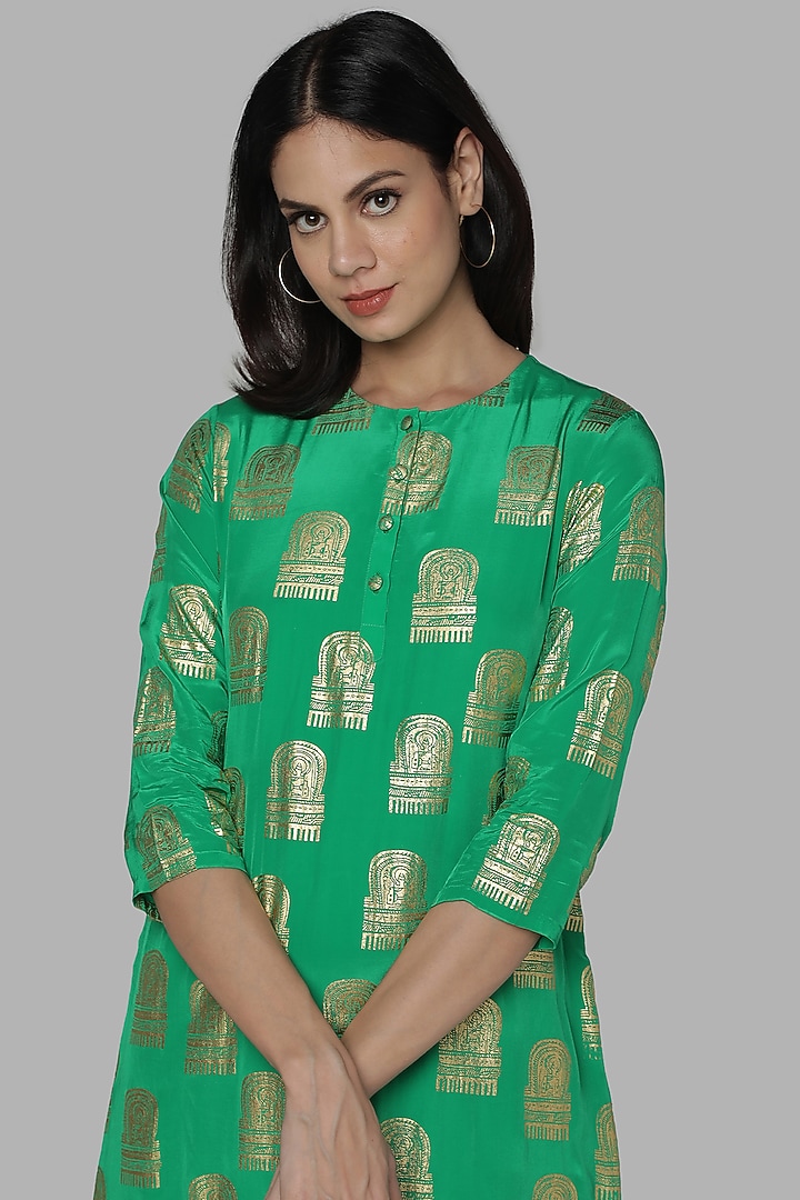Green Foil Printed Tunic by Masaba at Pernia's Pop Up Shop