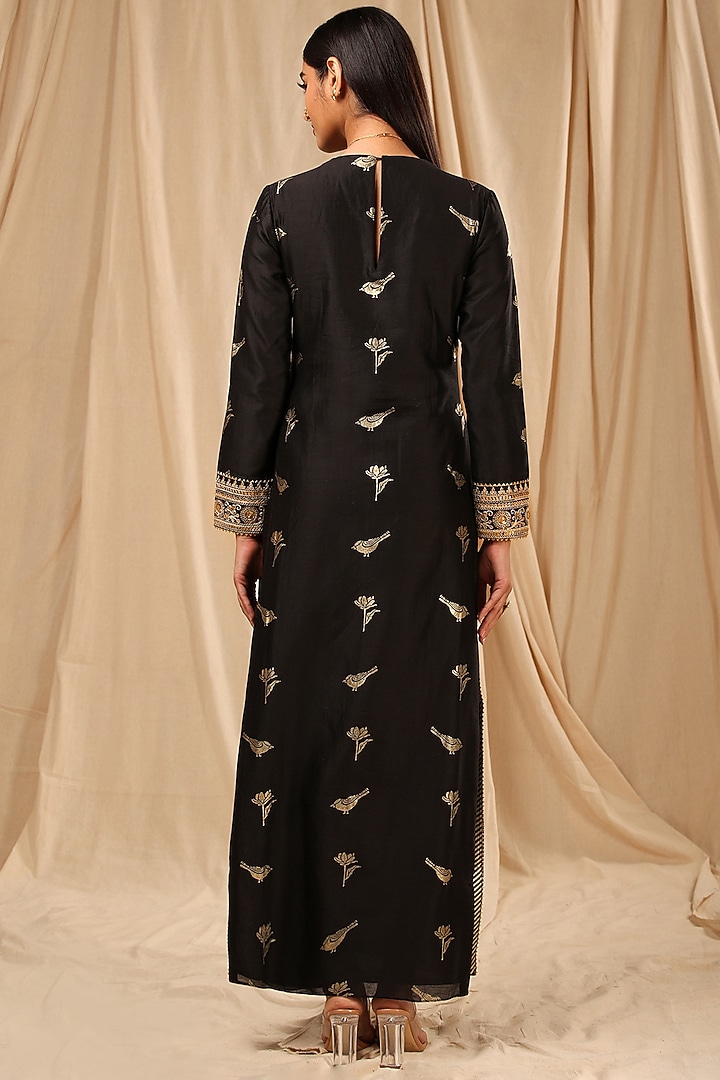 Black Printed & Embroidered Kurta Set by Masaba at Pernia's Pop Up Shop