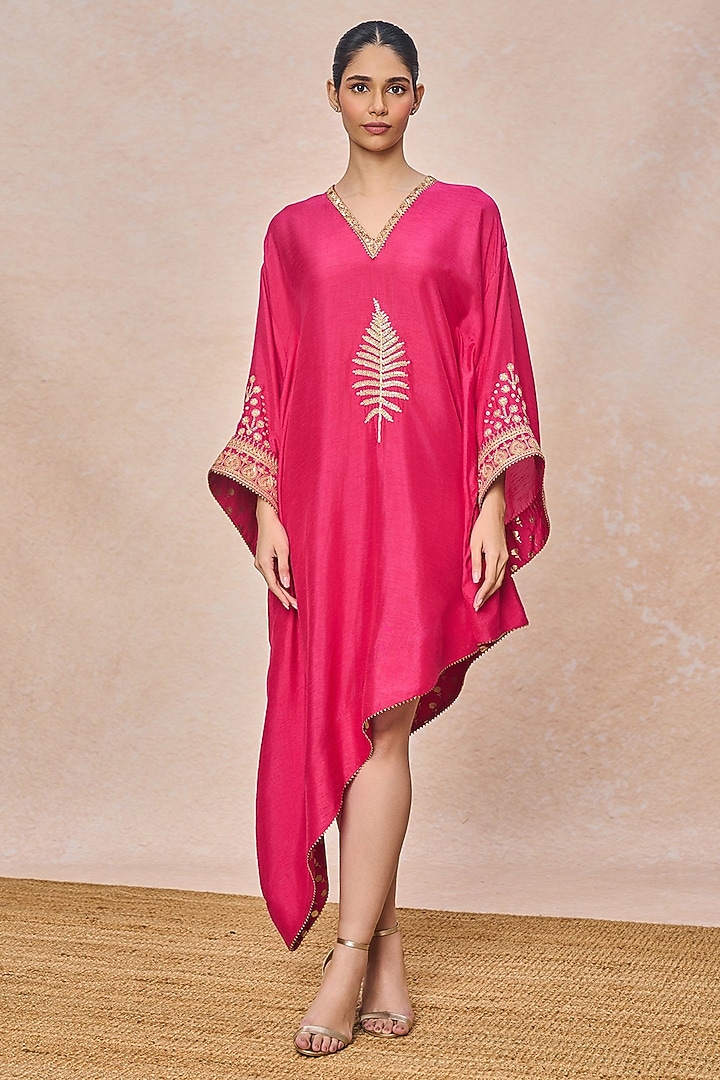 Pink Viscose Slub Kaftan by Masaba at Pernia's Pop Up Shop