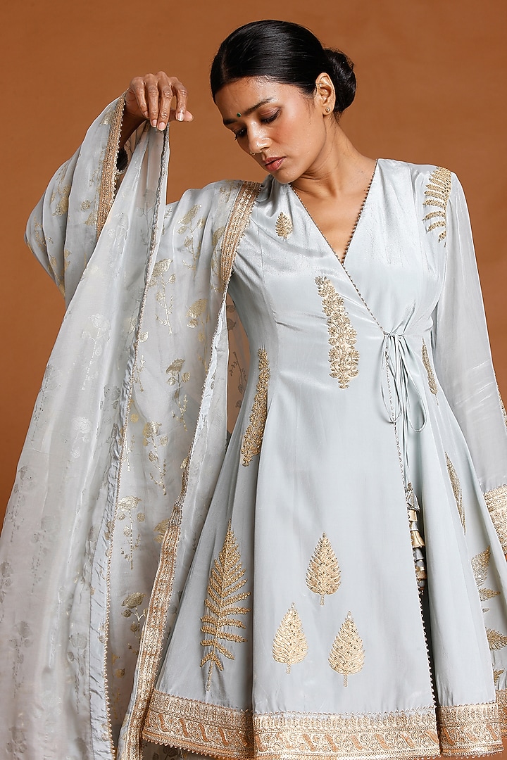 Grey Embroidered Angrakha Kurta Set by Masaba at Pernia's Pop Up Shop
