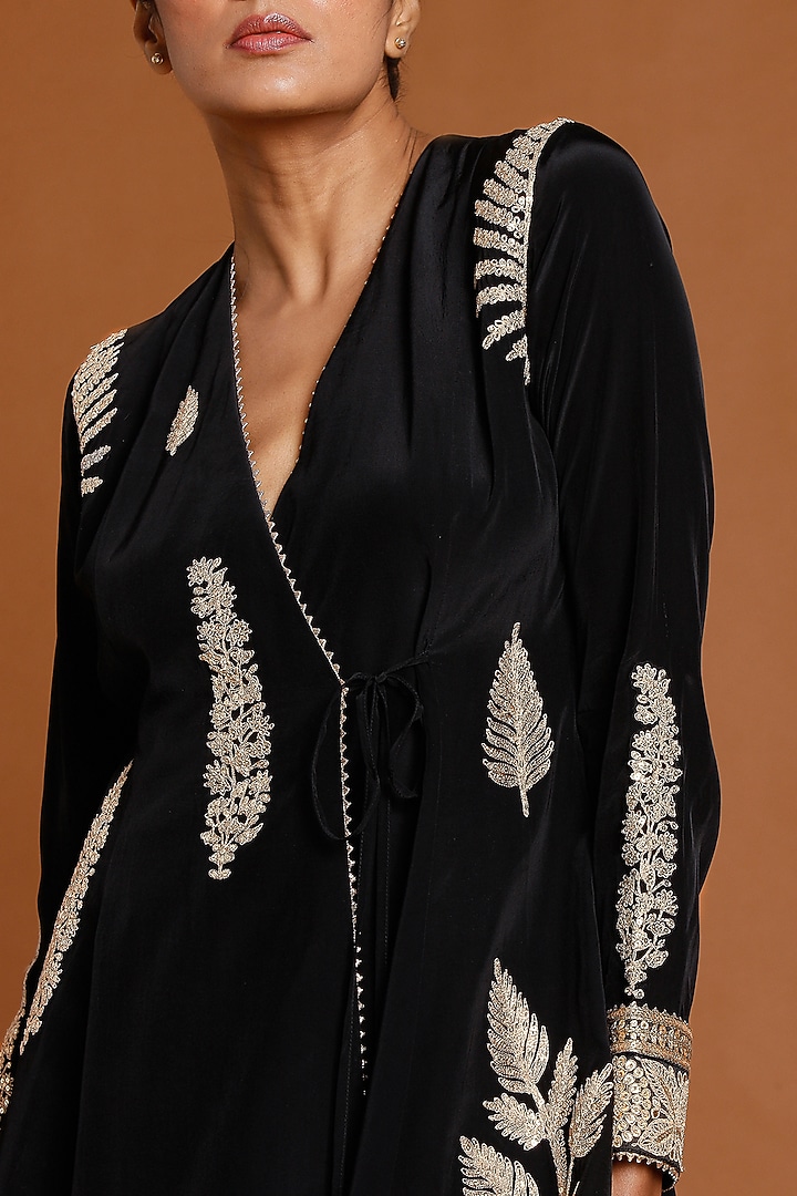 Black Crepe Gharara Set by Masaba at Pernia's Pop Up Shop