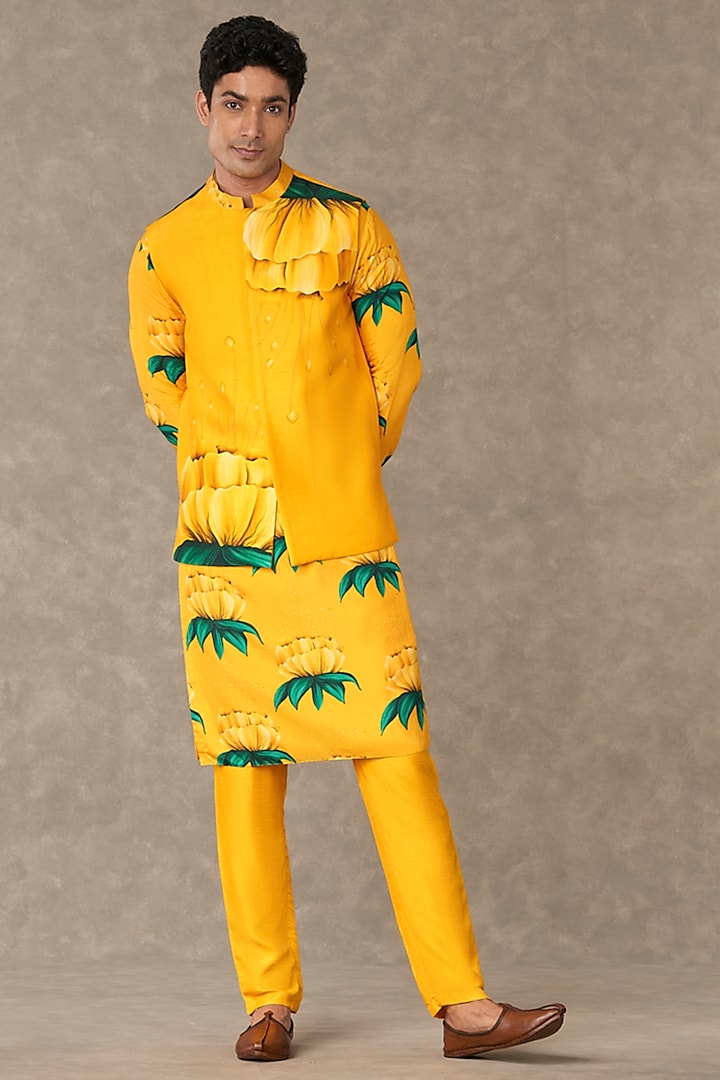Mustard Raw Silk Digital Printed Bundi Jacket Set by Masaba Men