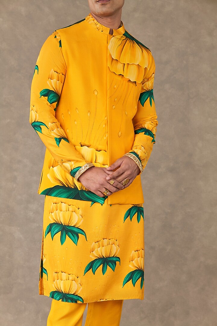 Mustard Raw Silk Digital Printed Bundi Jacket Set by Masaba Men at Pernia's Pop Up Shop