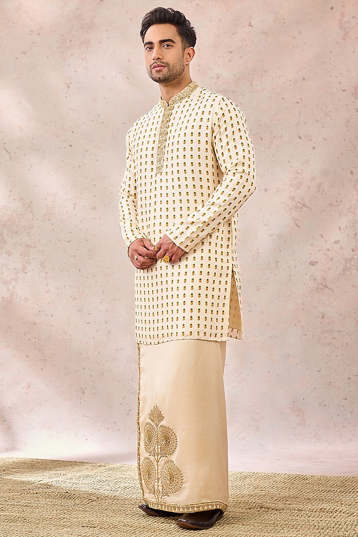 Ivory Viscose Raw Silk Kurta Set by Masaba Men at Pernia's Pop Up Shop