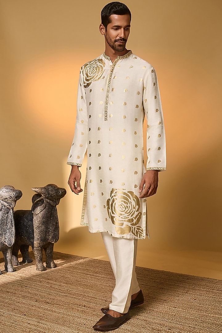 Ivory Raw Silk Foil Printed Kurta Set by Masaba Men at Pernia's Pop Up Shop