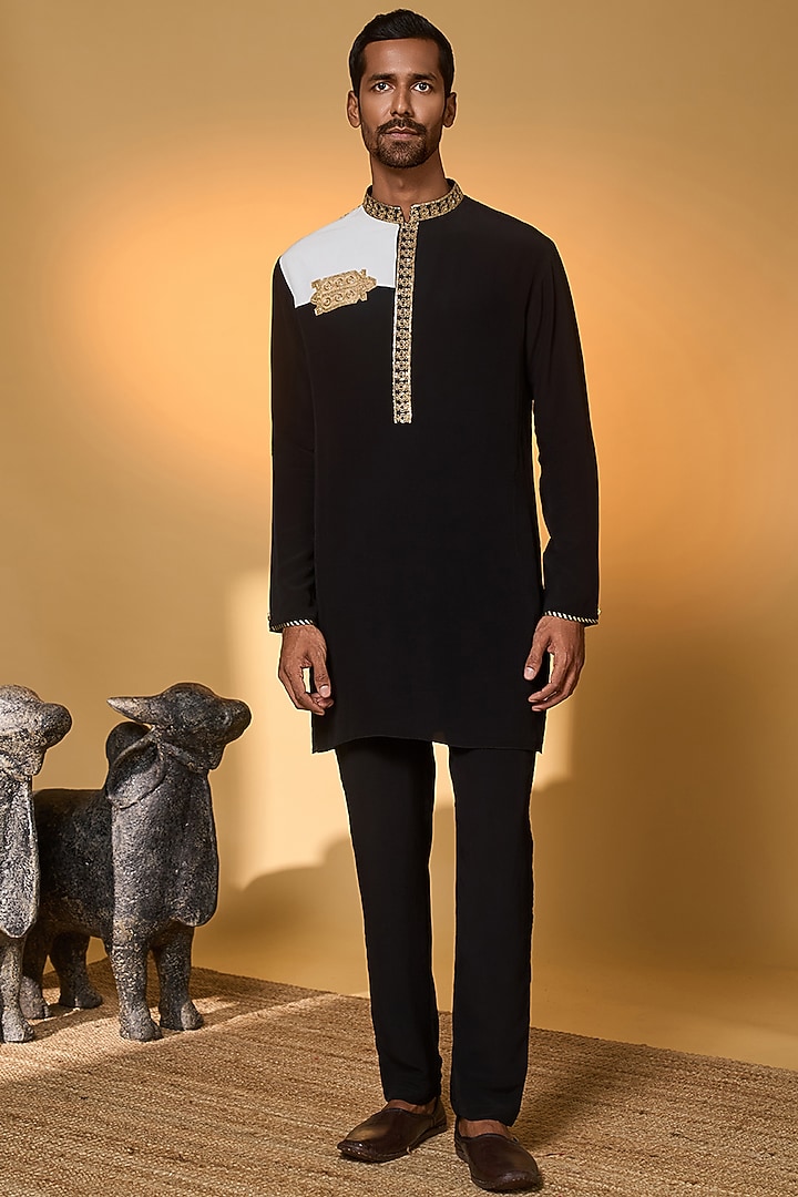 Black & White Crepe Silk Tissue Applique Kurta Set by Masaba Men at Pernia's Pop Up Shop