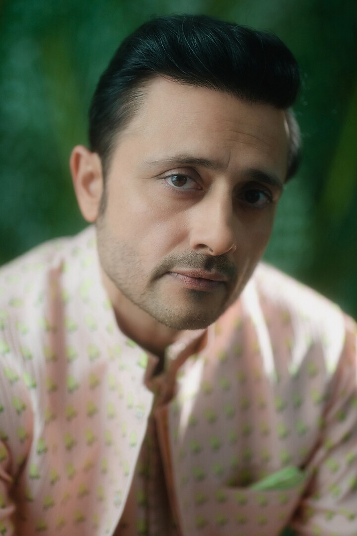 Baby Pink Raw Silk Floral Kurta by Masaba Men at Pernia's Pop Up Shop