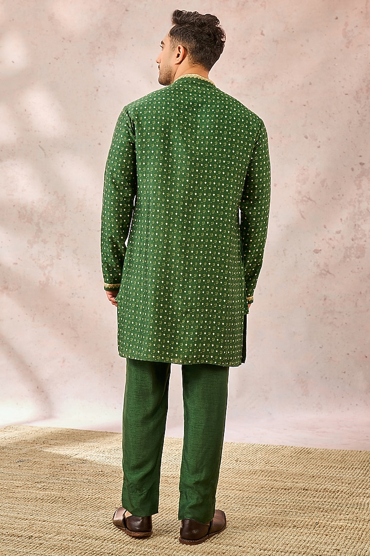 Green Mul Silk Digital Printed Short Kurta by Masaba Men at Pernia's Pop Up Shop