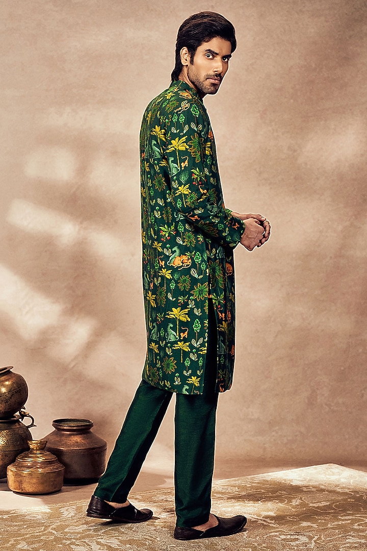 Green Tropical Rhapsody Raw Silk Digital Printed Kurta by Masaba Men at Pernia's Pop Up Shop