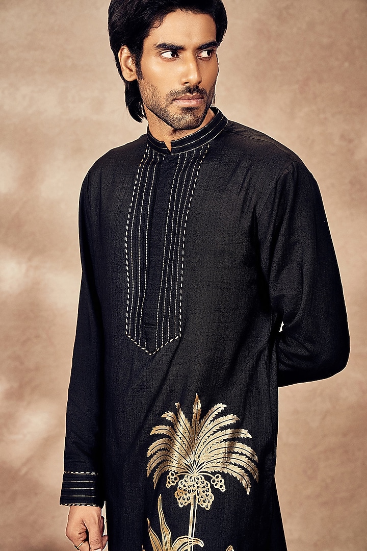 Black Tussar Silk Digital Printed Kurta by Masaba Men at Pernia's Pop Up Shop