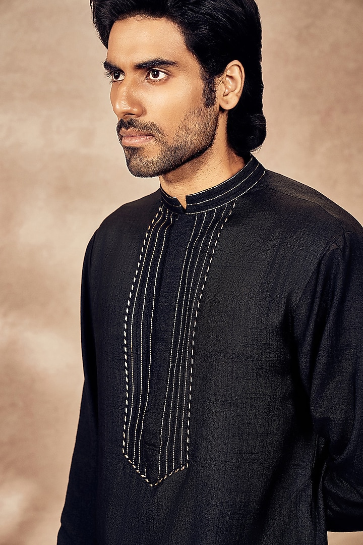 Black Tussar Silk Digital Printed Kurta by Masaba Men at Pernia's Pop Up Shop