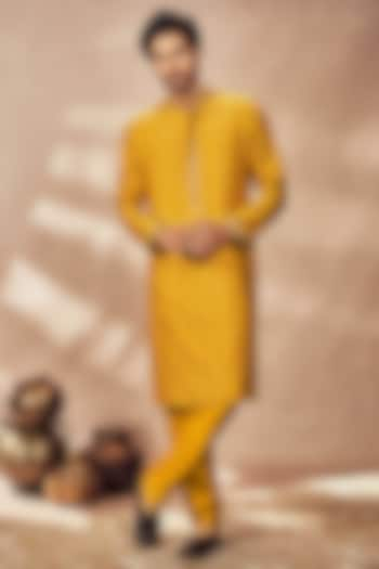 Yellow Pixie Dust Raw Silk Digital Printed Kurta by Masaba Men at Pernia's Pop Up Shop