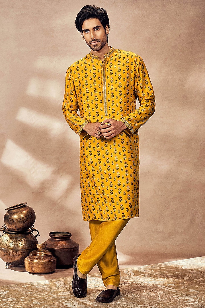 Yellow Pixie Dust Raw Silk Digital Printed Kurta by Masaba Men at Pernia's Pop Up Shop