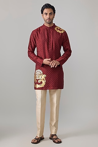 Maroon Viscose Slub Kurta by Masaba Men