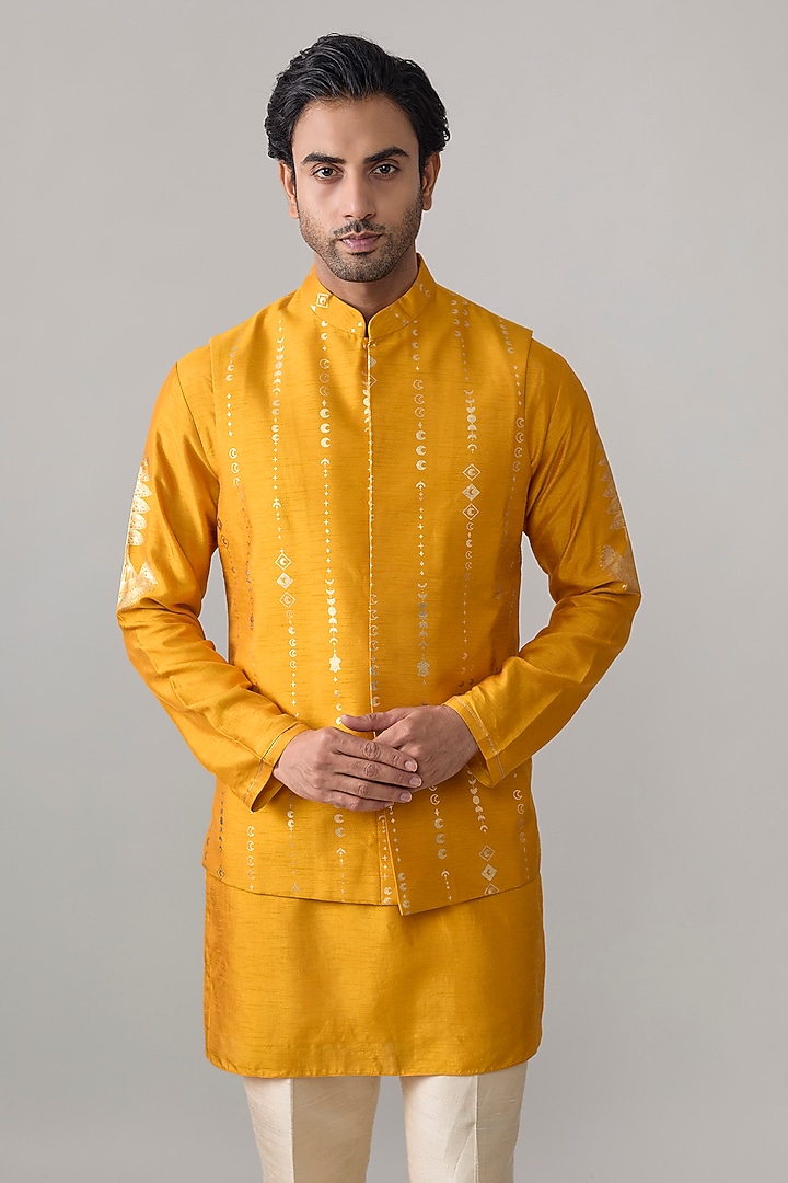 Yellow Viscose Slub Nehru Jacket Set by Masaba Men at Pernia's Pop Up Shop