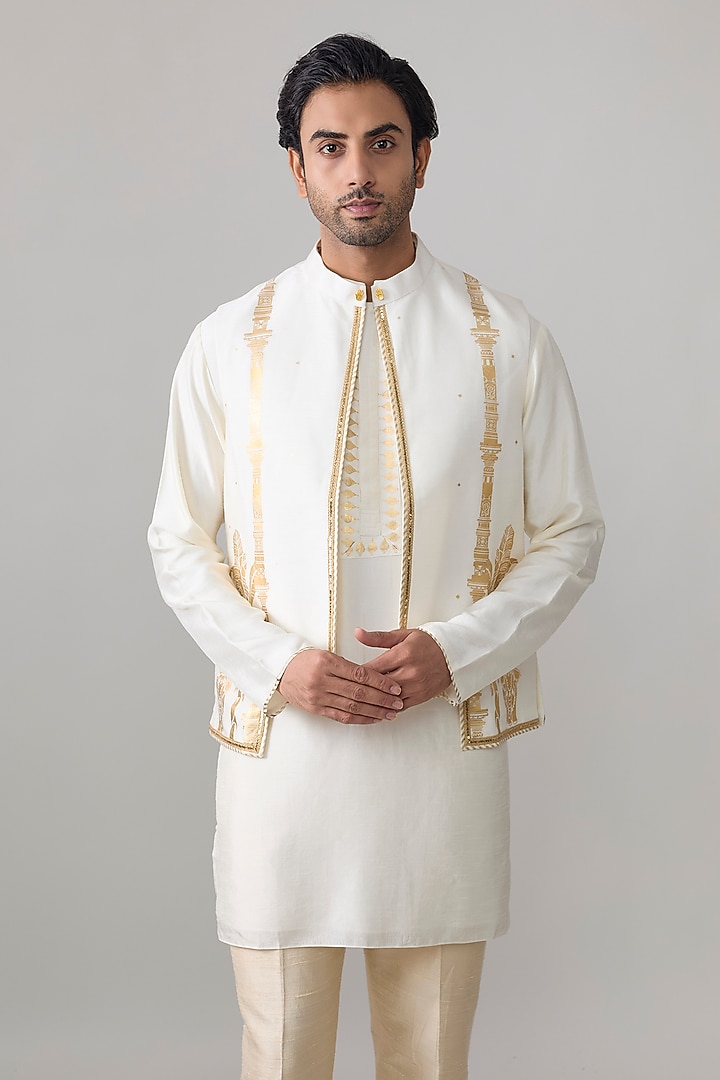 Ivory Viscose Slub Nehru Jacket Set by Masaba Men at Pernia's Pop Up Shop
