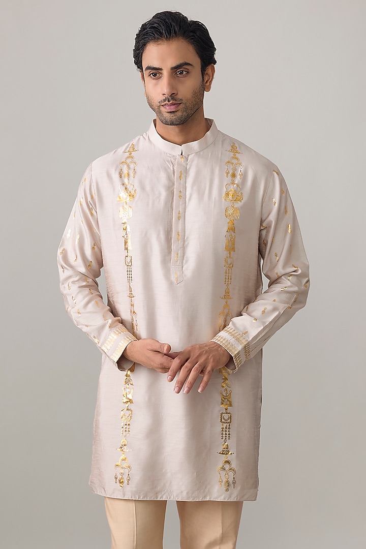 Grey Viscose Slub Kurta by Masaba Men at Pernia's Pop Up Shop