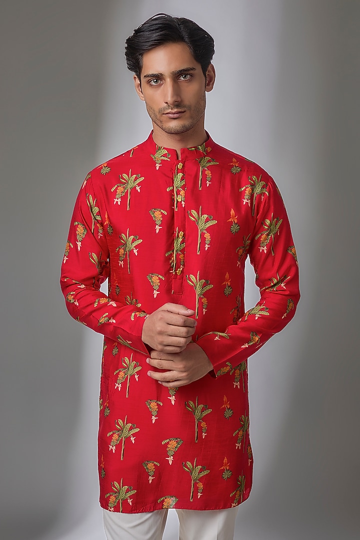 Red Viscose Crepe Kurta by Masaba Men at Pernia's Pop Up Shop