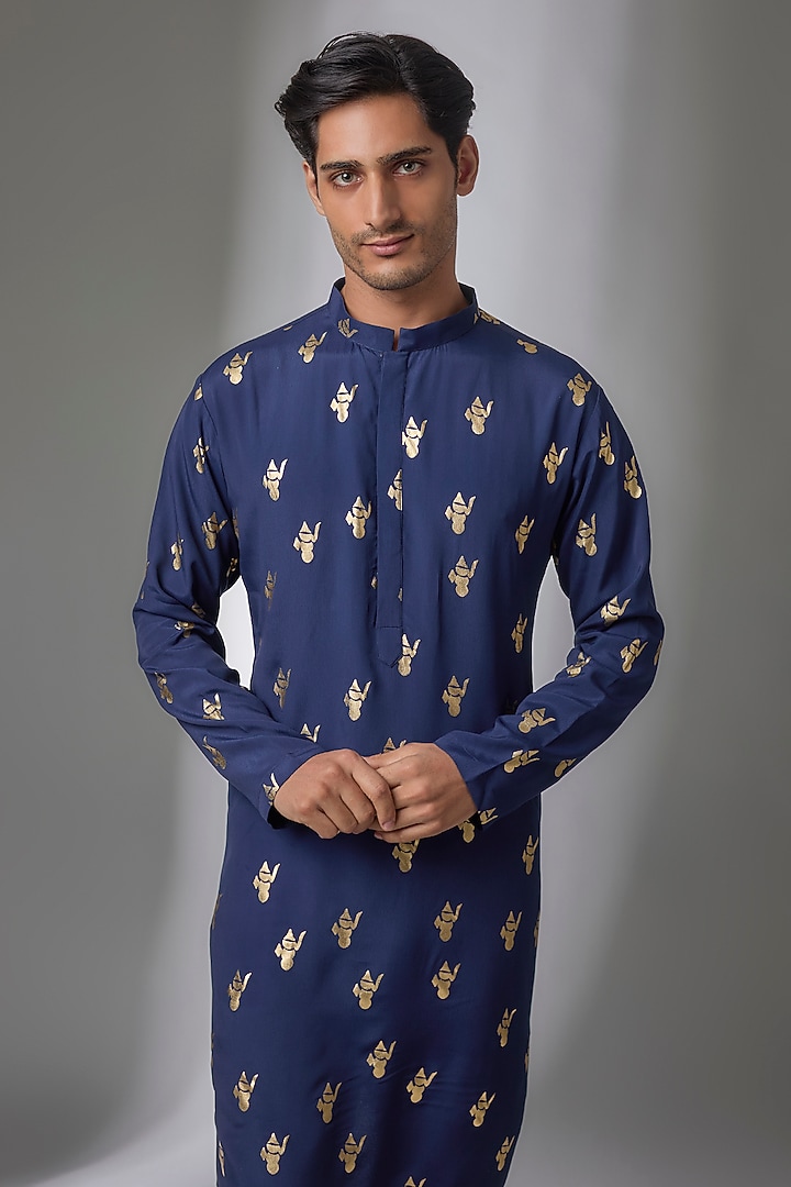 Blue Viscose Crepe Kurta by Masaba Men at Pernia's Pop Up Shop