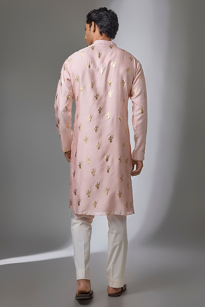 Pink Viscose Crepe Kurta by Masaba Men at Pernia's Pop Up Shop