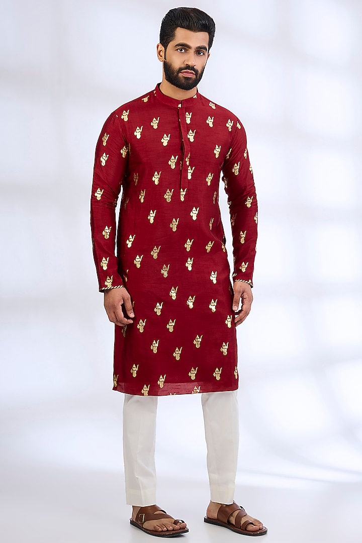 Maroon Viscose Crepe Kurta by Masaba Men at Pernia's Pop Up Shop
