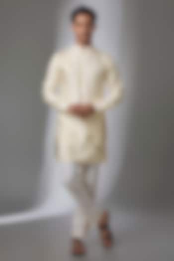 Ivory Viscose Crepe Kurta by Masaba Men at Pernia's Pop Up Shop