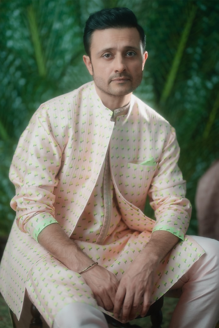 Barfi Pink Raw Silk Embroidered Kurta Set With Bundi Jacket by Masaba Men at Pernia's Pop Up Shop
