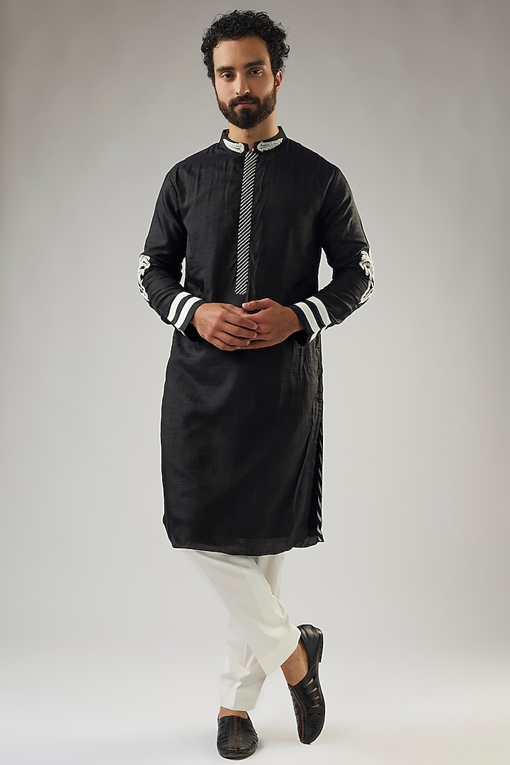 Black Raw Silk Embroidered Kurta by Masaba Men at Pernia's Pop Up Shop