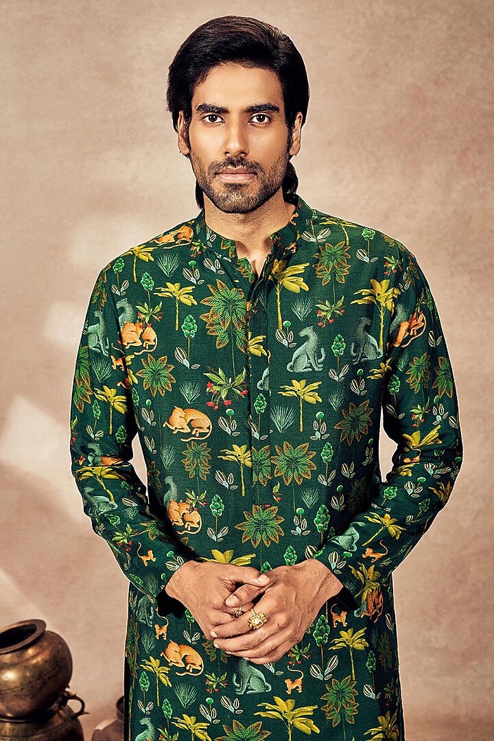 Green Tropical Rhapsody Raw Silk Digital Printed Kurta Set by Masaba Men at Pernia's Pop Up Shop