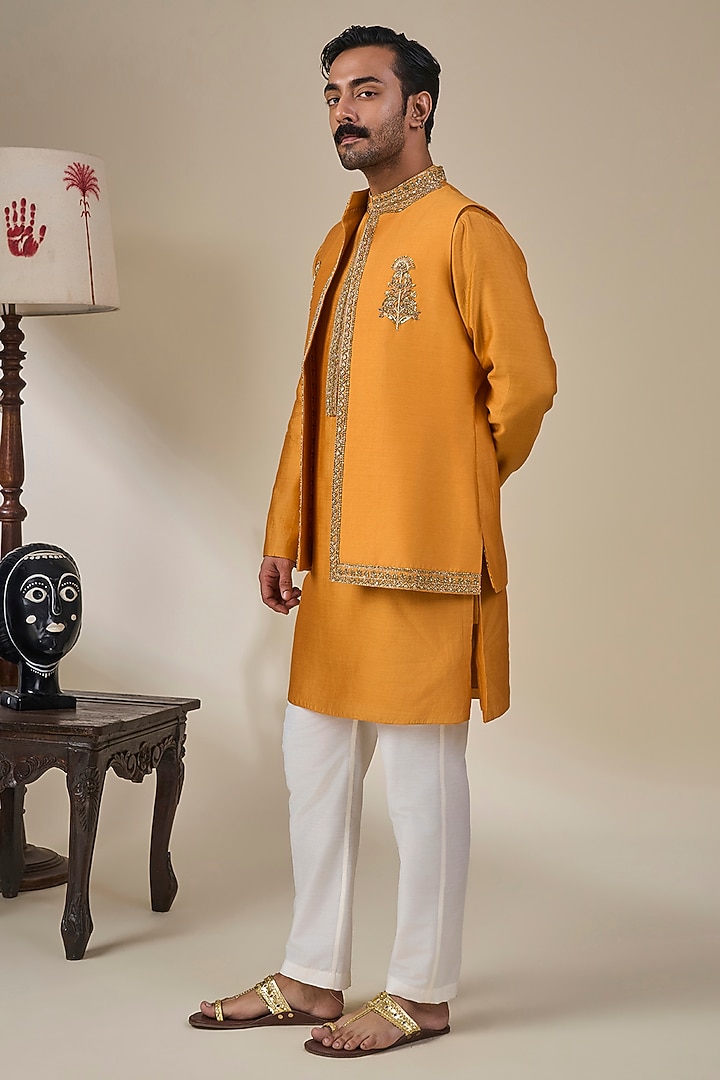 Mustard Silk Embroidered Bundi Jacket Set by Masaba Men at Pernia's Pop Up Shop